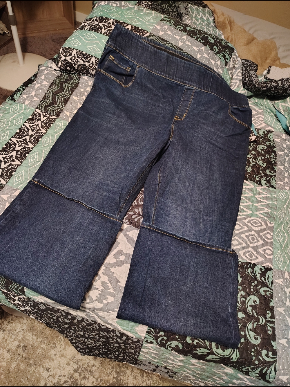 Old Navy Dark Blue Women’s Boot Cut Jeans